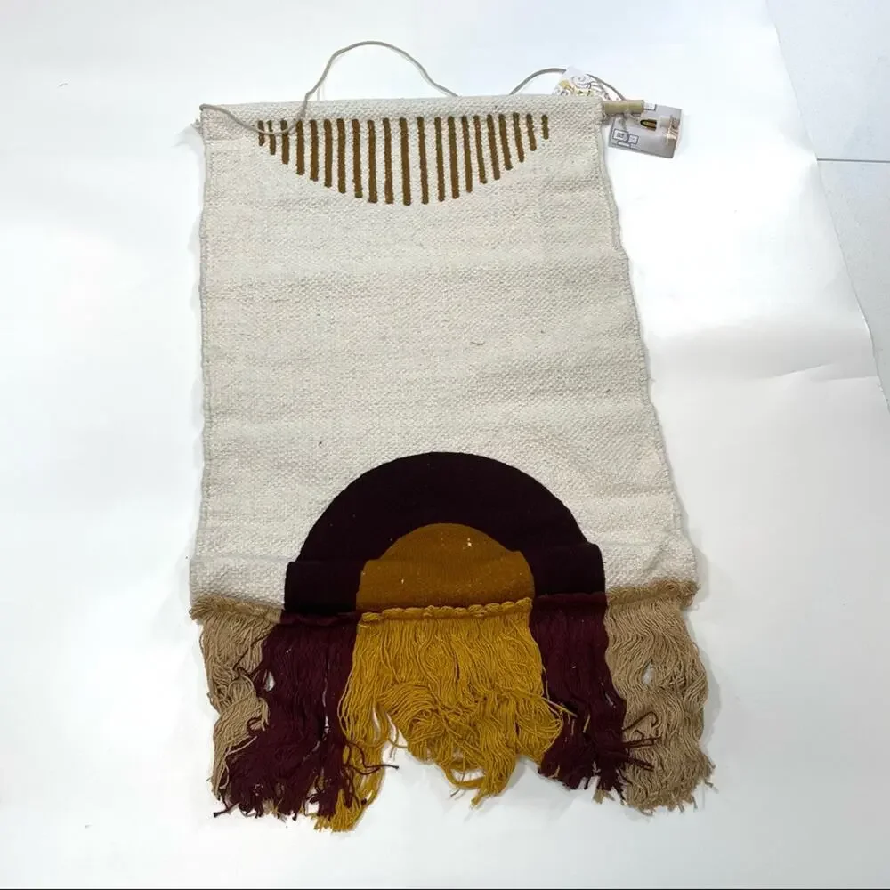 CONCEPTS IN TIME Waterfall Fringe Woven Tapestry In Multiple Colors